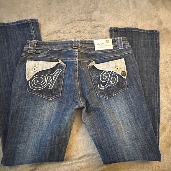 Apple Bottoms Low Rise Flare Jeans Women's size 12 Apple Bottom Jeans - Picture 1 of 13
